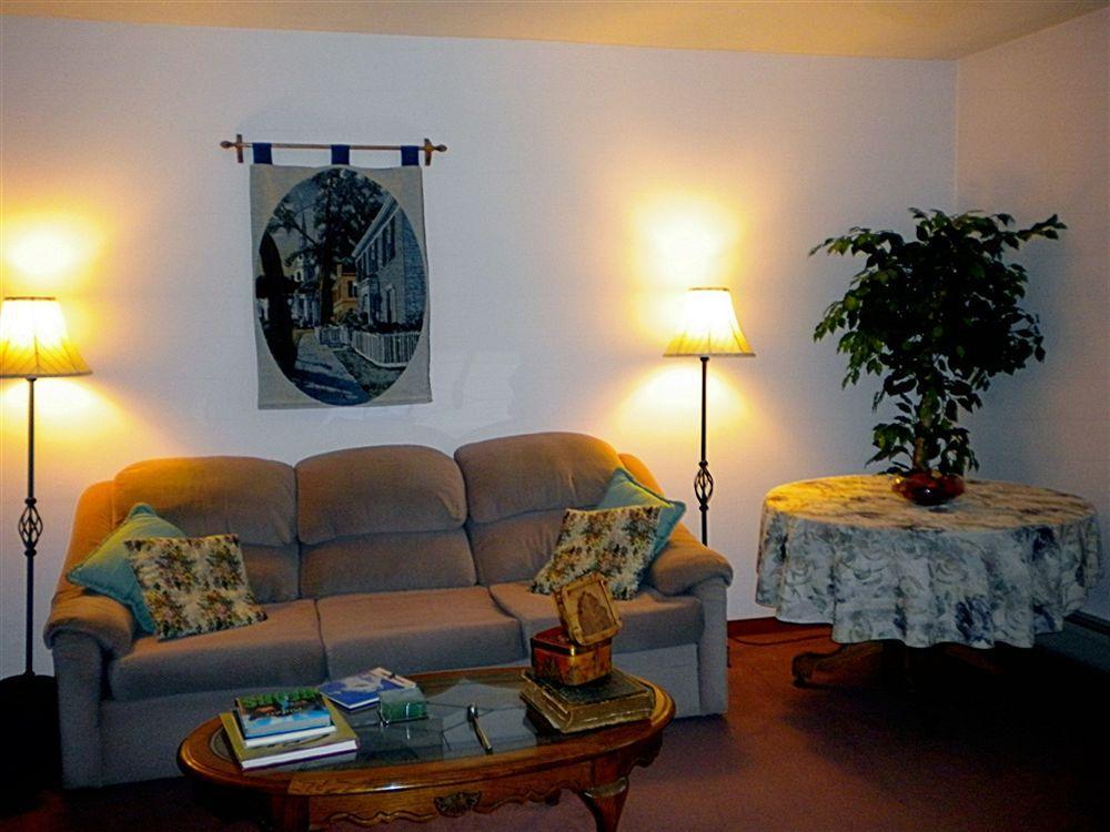 Bears Lair Inn Стоу Экстерьер фото